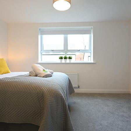 דירות Luxury 4 Bed House With Gated Parking In The Heart Of Birmingham! מראה חיצוני תמונה